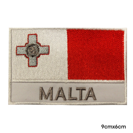 Bandera nacional de malta con nombre