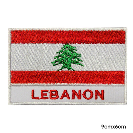 Drapeau national du Liban avec nom