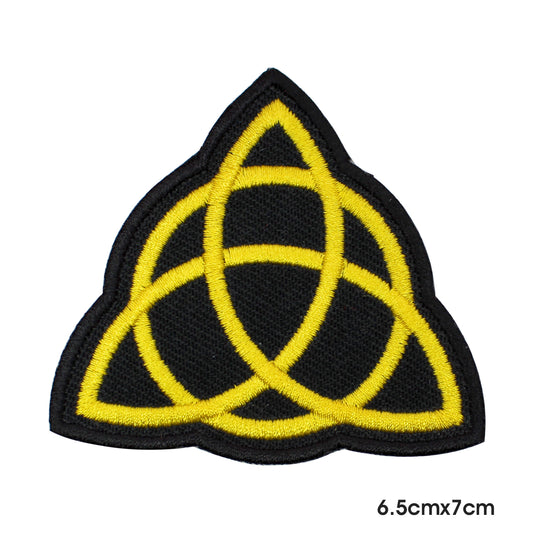 Parche con signo vikingo de Triquetra, parche para planchar y coser, insignia para ropa.