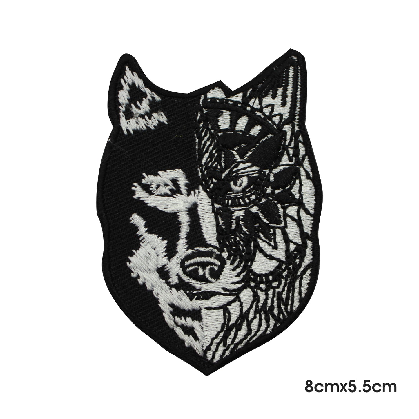 Wolf Patch Iron on Sew on Patch Badge For Clothes.